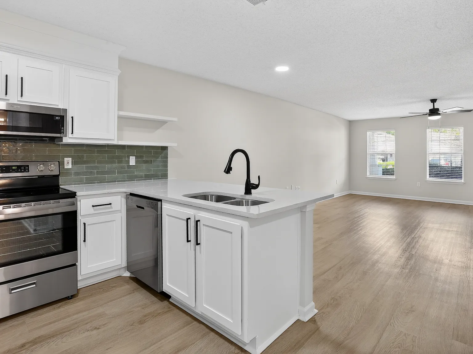 Overby Park Townhomes — Photo 3