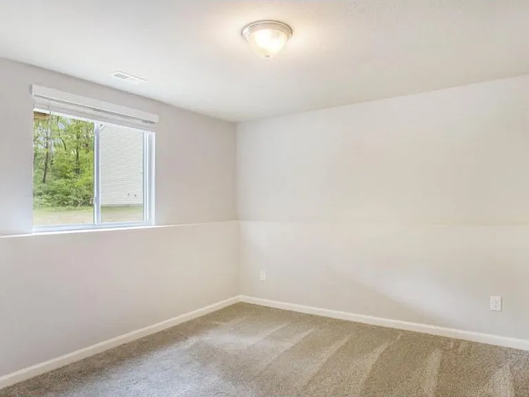 11128 Farmway Dr — Photo 15