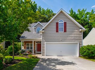 8205 Rolling Glenn Dr, Raleigh, NC 27609