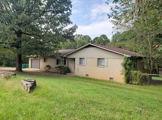 1370 Marina Rd, Russellville, AR 72802