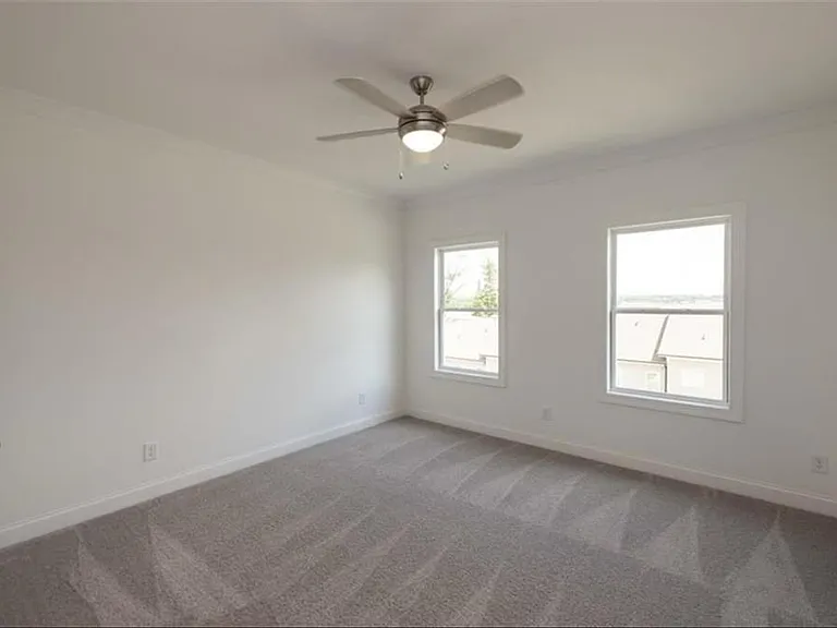 5209 Riden Ct — Photo 12