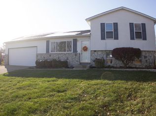 2335 Park Ridge Ct, Grove City, OH 43123