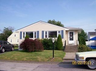 14 Minots St, Worcester, MA 01604