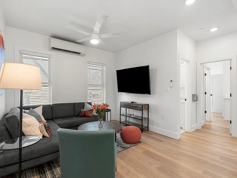 141 Hillside St #2 — Photo 5