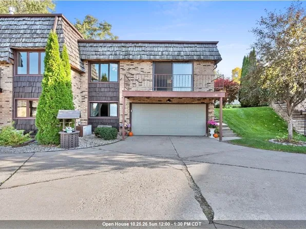 1140 Mount Mary Dr, Green Bay, WI 54311