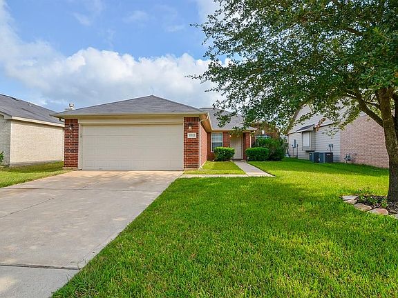 2nd image of 15522 Forest Creek Farms Dr