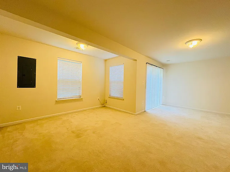 8268 Linblake Ct — Photo 15