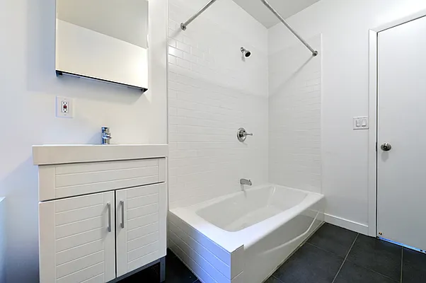 Rented by Aether Property Group | media 14