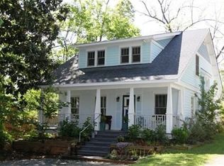 208 Harris Rd, Charlottesville, VA 22903