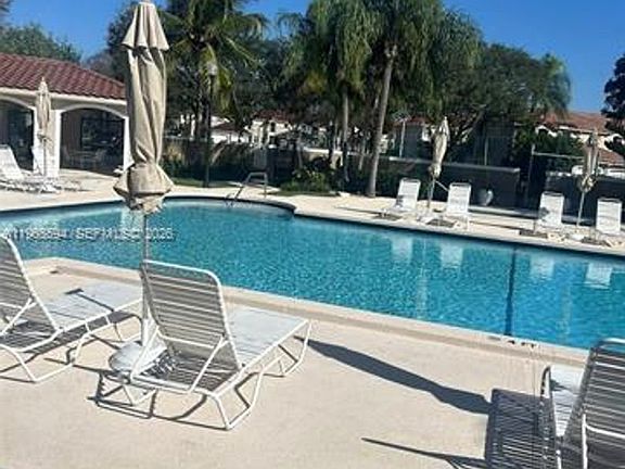 4th image of 13929 SW 102nd Ter #Townhouse 13929