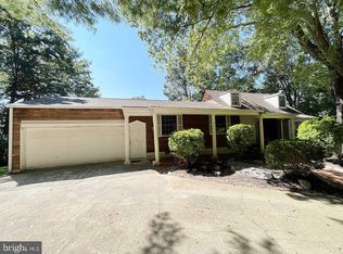 5000 Glen Park Rd, Annandale, VA 22003