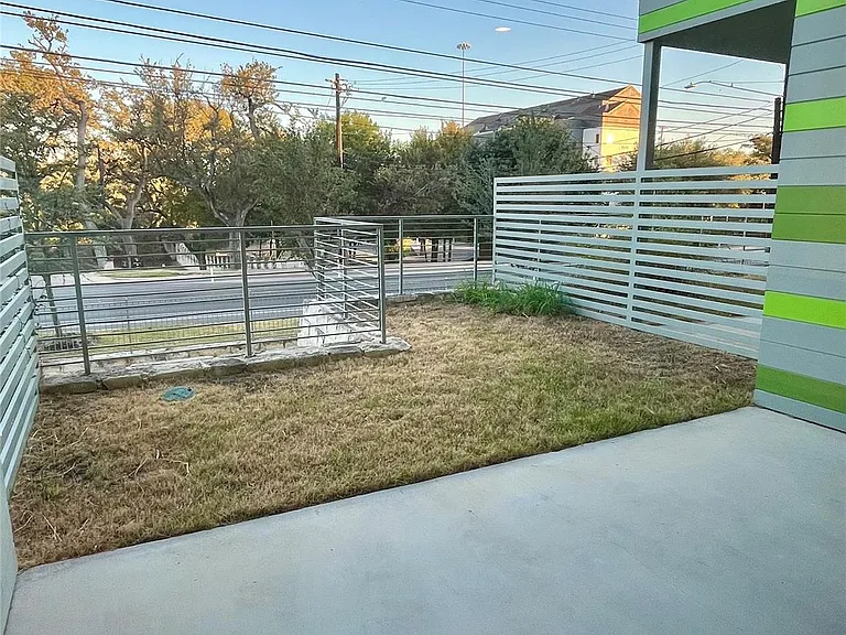 4004 Banister Ln #106 — Photo 10