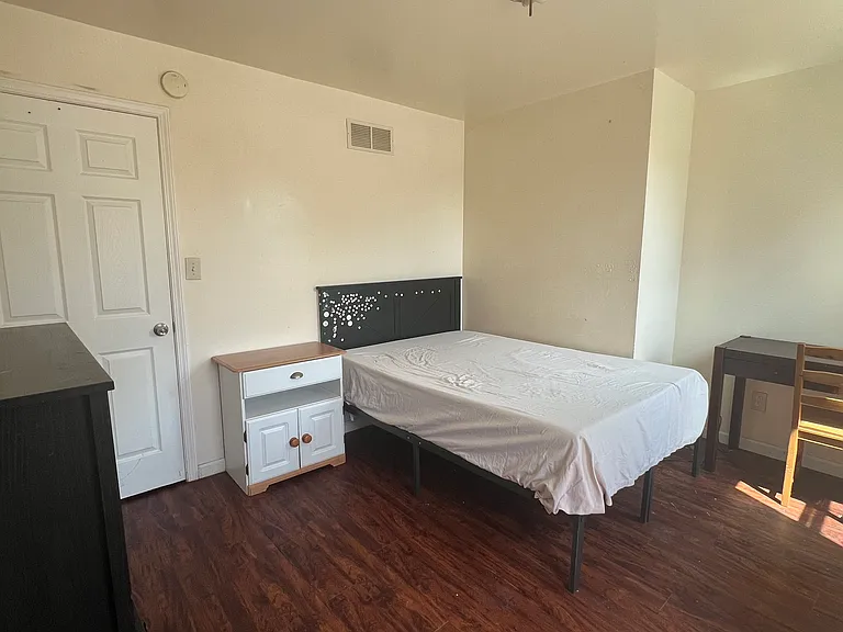 5145 Cypress St #2A — Photo 11