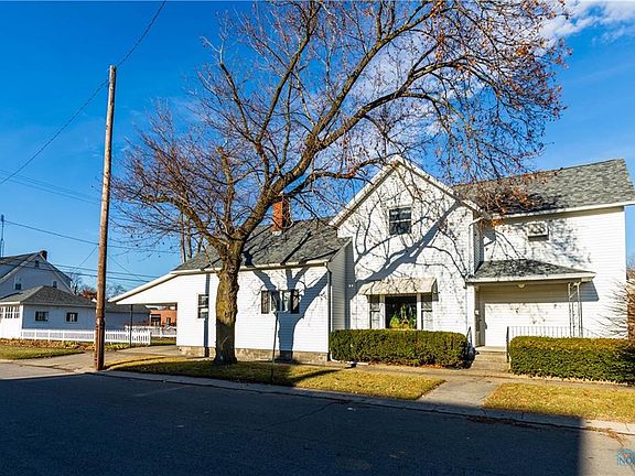 2nd image of 672 Jefferson Ave #672