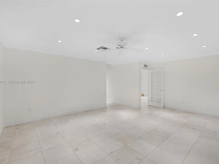 1246 Algardi Ave — Photo 12