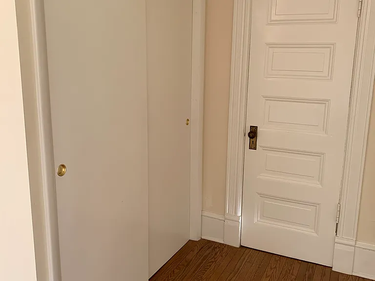 80 Hanover St #4 — Photo 24