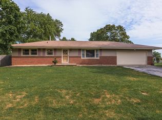 49 E 6th St, El Paso, IL