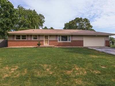 49 E 6th St, El Paso, IL, 61738