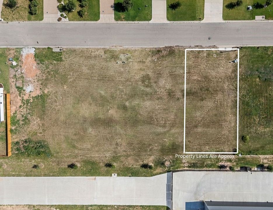 1st image of 9924 Bridlewood Ln