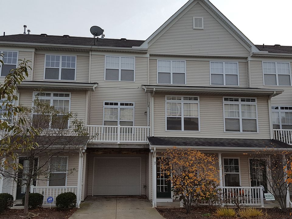1st image of 1218 E Chapman Ln #7