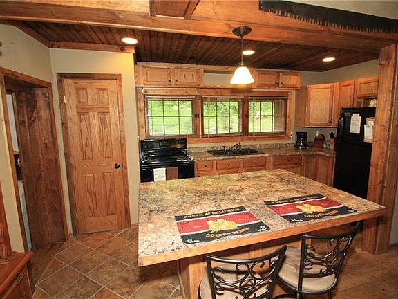 3rd image of 1255 Orchard Ln
