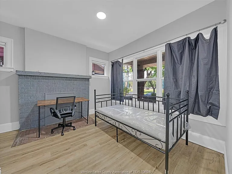 353 Indian Rd #3 — Photo 6