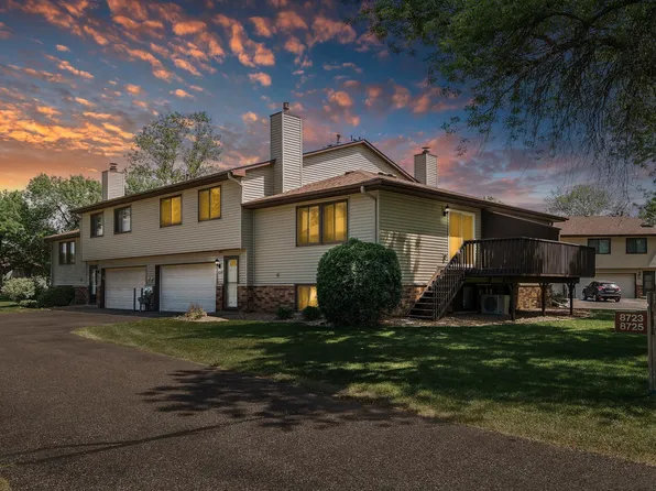 8727 N Maplebrook Cir, Brooklyn Park, MN 55445