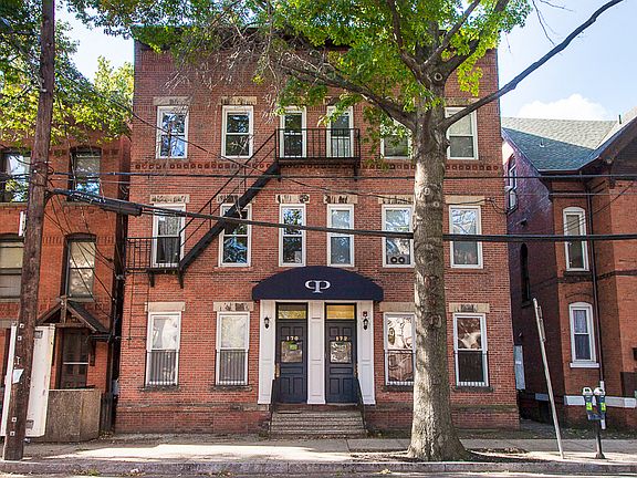 2nd image of 170 Park St #2