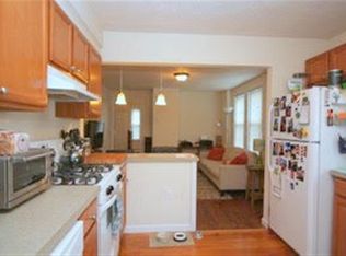 377 Columbia St #2, Cambridge, MA 02141
