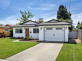 816 Roosevelt St, Kingsburg, CA 93631