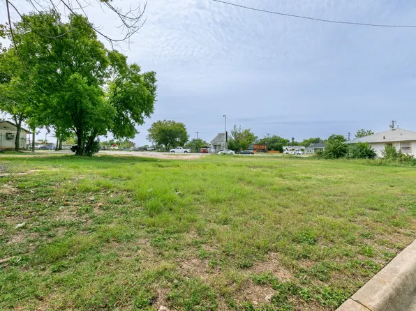 1503 E Vickery Blvd, Fort Worth, TX 76104
