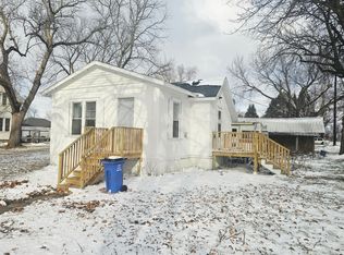 600 12th Ave, Clarkfield, MN 56223