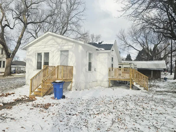 600 12th Ave, Clarkfield, MN 56223