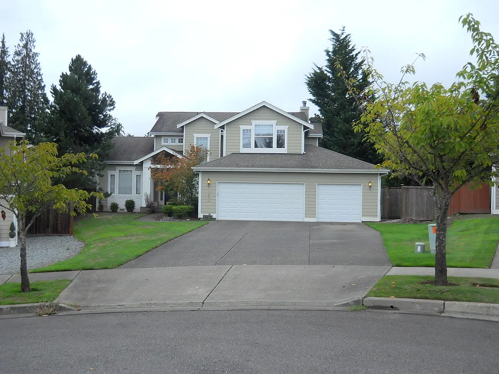 1801 35th Street Pl SE photo 1