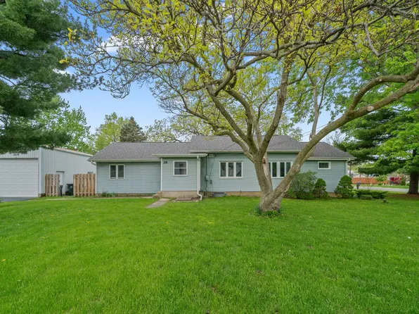 26 Cross St, Bristol, IL 60512