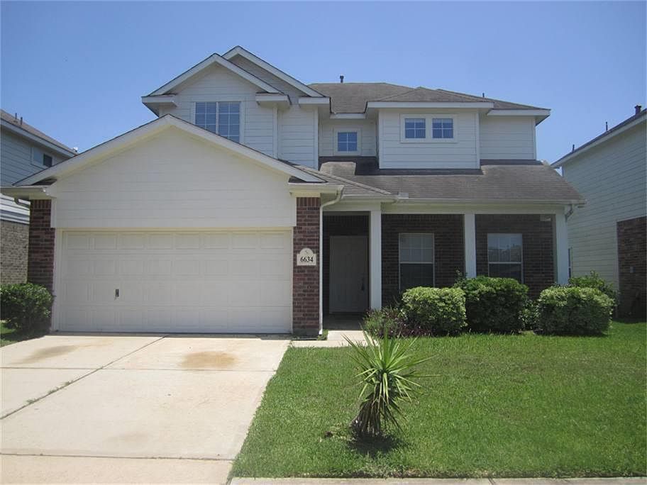 1st image of 6634 Albion Crescent Dr