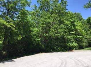 97 Fox Dr, Saint Peters, MO 63376