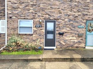 2375 Woodbrook Cir S, Columbus, OH 43223