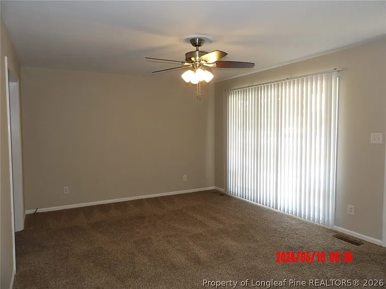 508 Farmview Dr — Photo 2