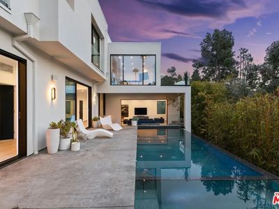 9551 Cherokee Ln, Beverly Hills, CA, 90210