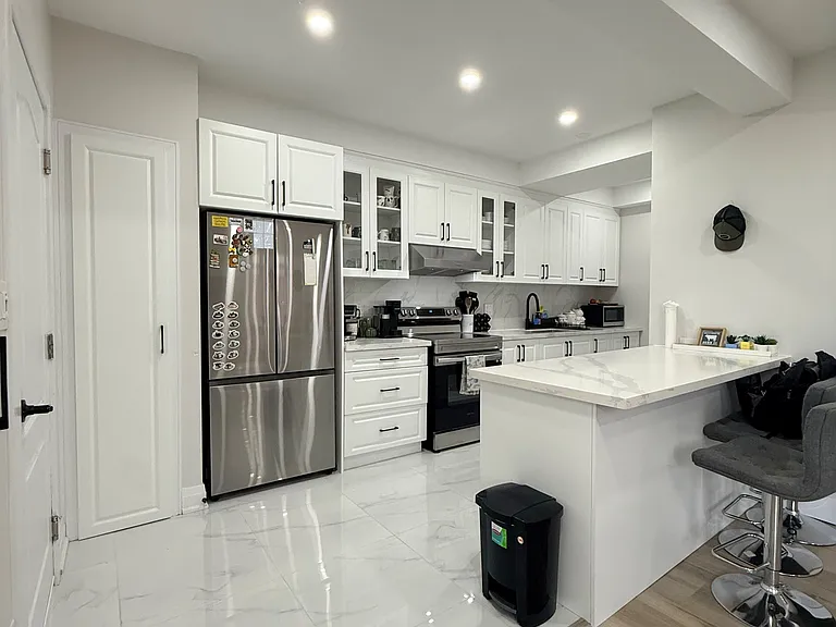 85 Norma Cres #BASEMENT — Photo 9