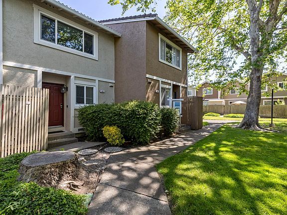 2nd image of 524 Santa Alicia Drive
