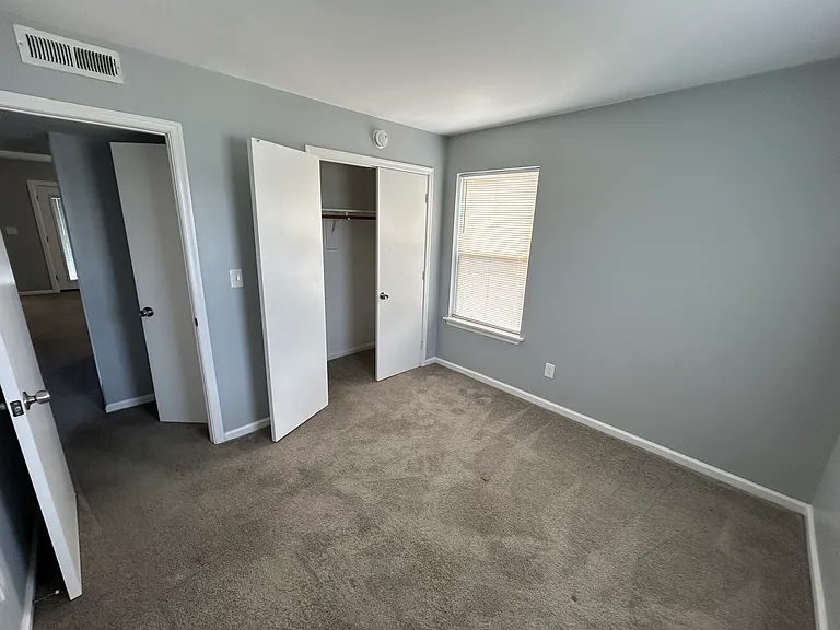 9511 4th Bay St #1 — Photo 5