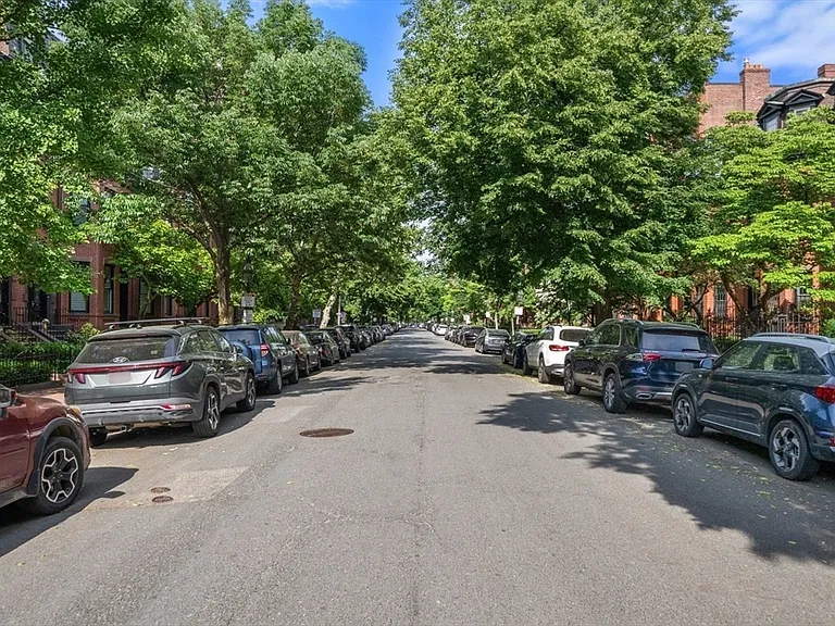 349 Marlborough St #1 — Photo 33