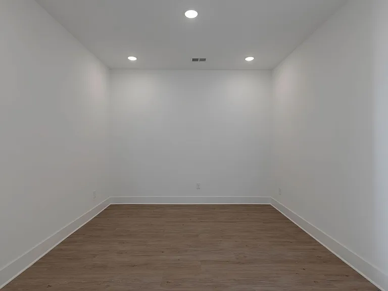 930 Watercourse Ct — Photo 16