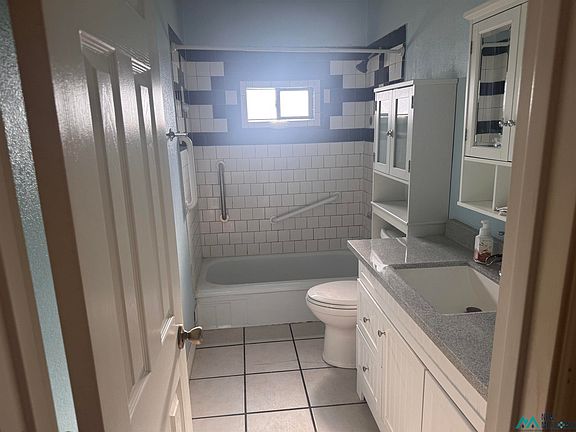 5th image of 1019 Birch Ln