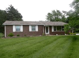 5652 Maeystown Rd, Waterloo, IL 62298