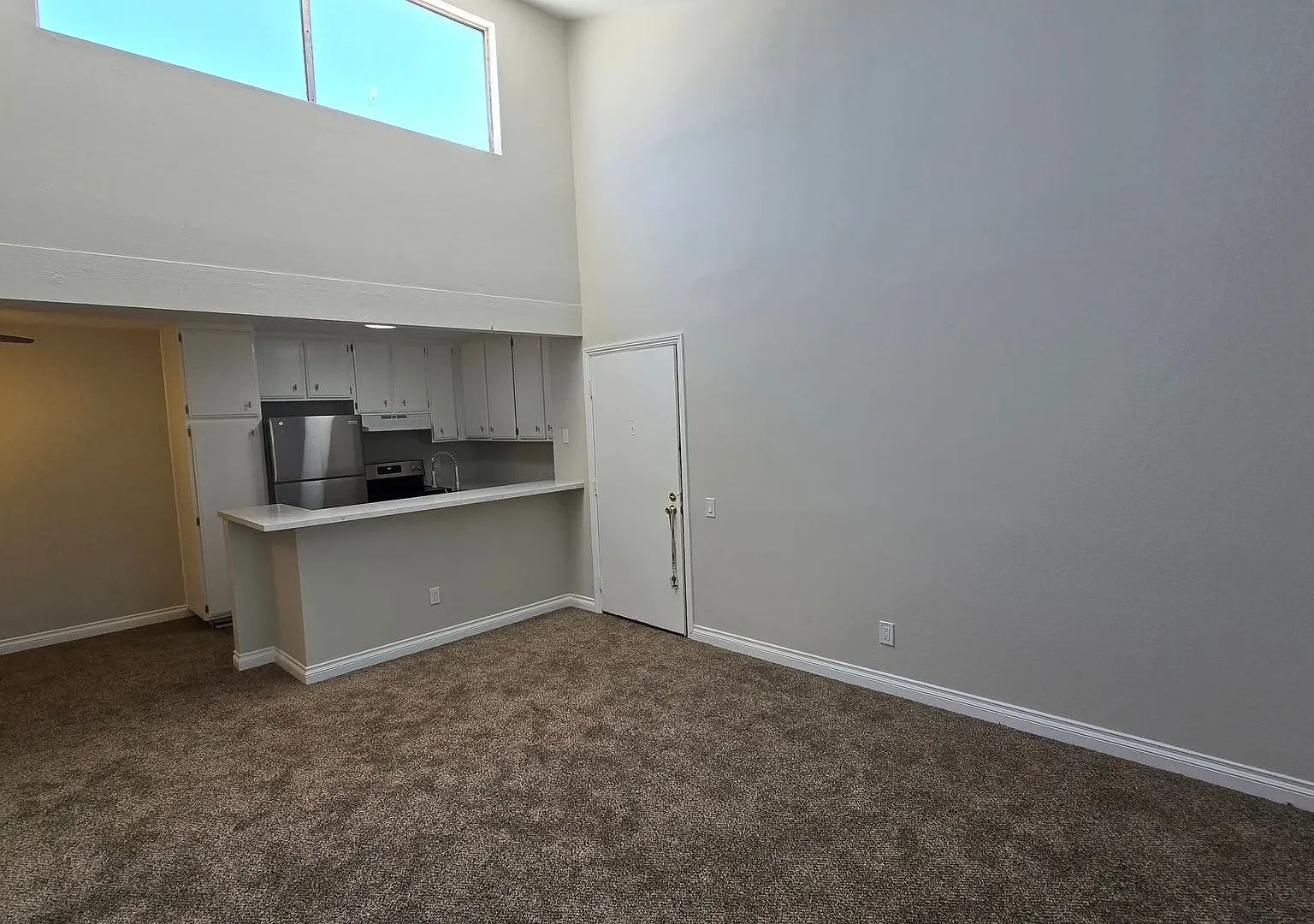 Serra Mesa Gem Comfort, Convenience, and a Little Bit of Sunshine — Photo 4