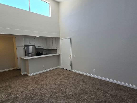 4th image of 3579 Ruffin Rd Unit 206
