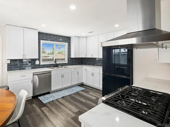 194 E Renette Ave, El Cajon, CA 92020